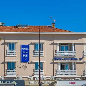 *** Hotel De La Baie France